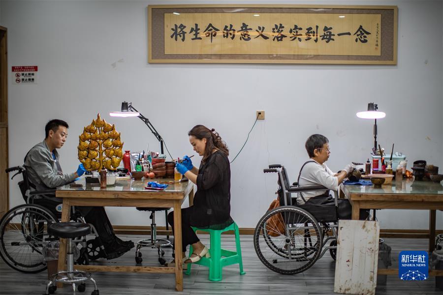 ag是不是同步的